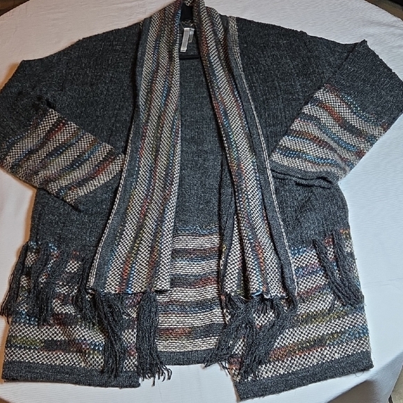 Monoreno Sweaters - Monoreno Gray Multicolor Fringe Cardigan